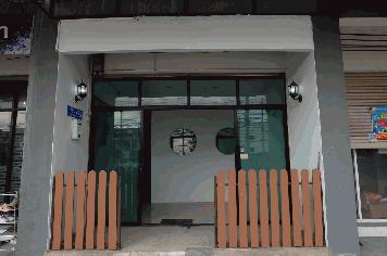 ให้เช่าอาคารพาณิชย์ 4 ชั้น เนื้อที่ 22.5 ตารางวา 4 ห้องน้ำ โครงการฟิฟธ์ อเวนิว หน้านิคมอุตสาหกรรมลาดกระบัง ทำเป็นโฮมออฟฟิศได้