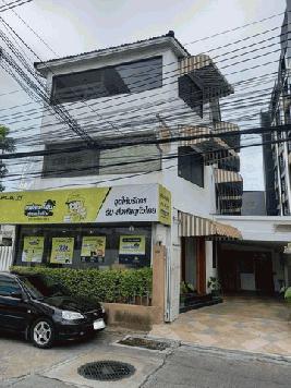 ให้เช่า อาคารพาณิชย์ 3 ชั้น ถ.พหลโยธิน แขวงสามเสนใน เขตพญาไท กรุงเทพฯ  