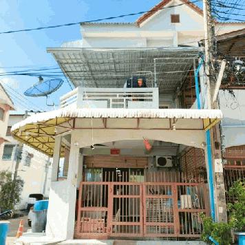 ขายทาวเฮาส์ 3ชั้น  20 ตร.วา หมู่บ้านสินวงศ์การ์เด้น  กรุงเทพ  พร้อมเข้าอยู่   ZJ057