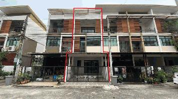 ขายทาวน์โฮม 3 ชั้น โครงการซิกเนเจอร์ เพชรเกษม 69 ทำเลดี เดินทางสะดวก