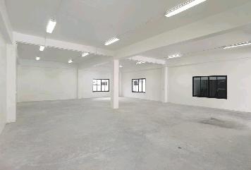 C3873 ให้เช่าสำนักงาน 3 ชั้น พร้อมโกดังชั้นล่าง ย่านบางนา สำโรง ซอยแบริ่ง15 ปากซอยมีร้านค้า ร้านสะดวกซื้อ ใกล้รถฟ้าBTSแบริ่ง