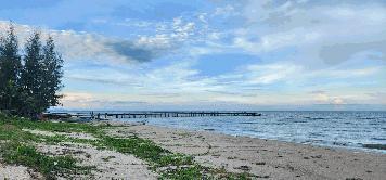 ขายที่ดินติดชายหาดพร้อมหาดทรายสวยๆ บ้านหนองบัว อ.ละเเม จ.ชุมพร  361 ตรว. ถูกสวยทำเลดี