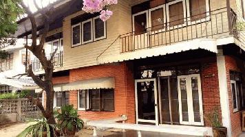 PB3464 ขายที่ดินพร้อมสิ่งปลูกสร้าง ขนาด 96 ตารางวา ซอยบางนาตราด 21 (อุดมสุข 56) ใกล้ เซ็นทรัลบางนา อายุบ้าน 40 ปี