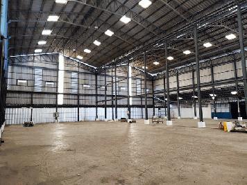 รหัส MAY142ให้เช่าโกดัง 1,900 ตารางเมตร พร้อมออฟฟิศ ติดถนนเศรษฐกิจ1 ถนน 6 เลน ย่านอ้อมน้อย ใกล้แยกเพชรเกษม 