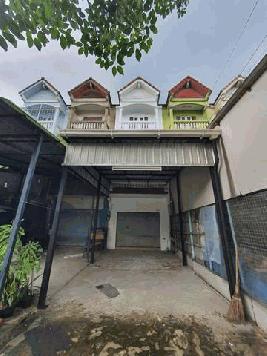 ให้เช่าอาคาพาณิชย์ 3ชั้น 2 หลัง เนื้อที่ 24 ตารางวา และ 27 ตารางวา ทำเลดีทำการค้าได้ ริมถนนหนามแดง-บางพลี สมุทรปราการ