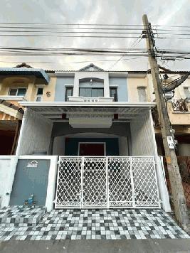 ทาวน์เฮ้าส์ 2 ชั้น หมู่บ้านเคซีคลัสเตอร์ เคซี 7 รีโนเวทใหม่ เนื้อที่ 18 ตรว.