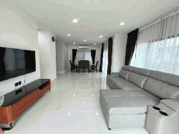 C3956 ให้เช่าบ้านเดี่ยว 2 ชั้น โครงการเศรษฐสิริ กรุงเทพกรีฑาโครงการ 1 ใกล้โรงเรียนนานาชาติไบรตัน