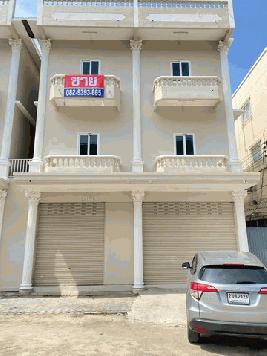 ขายอาคารพาณิชย์ 4 ชั้น รวมดาดฟ้า 2 คูหา ติดถนนใหญ่ถ.บรมราชชนนี