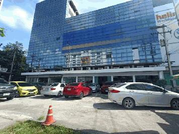 ขายอาคารพาณิชย์ 5 คูหาแหลมฉบัง ทำเลดีติดถนนใหญ่ อาคารสูง 6 ชั้นครึ่ง