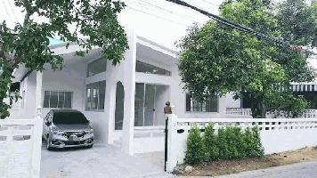 PB3492บ้านเดี่ยว ให้เช่า ซอยเสนานิคมหนึ่ง 25 บ้านสไตล์มินิมอล เหมาะอยู่อาศัย