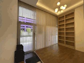 ให้เช่า/ขายสำนักงาน พื้นที่ใช้สอย 68.85 ตรม. อาคารสาธรเฮ้าส์  BTS สุรศักดิ์ (สาทรเหนือ) แต่งสวย พร้อมเฟอร์นิเจอร์