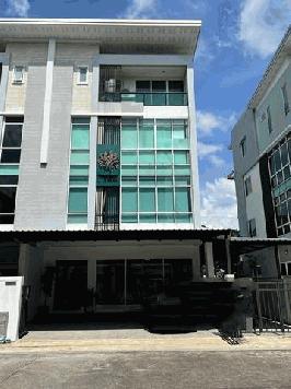 ให้เช่าโฮมออฟฟิศ 4 ชั้น ใกล้เลียบด่วนเอกมัย-รามอินทรา โครงการบิซ เเกลเลอเรีย นวลจันทร์-เกษตรนวมินทร์  พื้นที่ใช้สอย 475 ตารางเมตร 