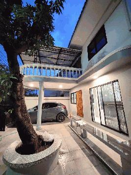 ให้เช่าบ้านเดี่ยว 2 ชั้นรีโนเวทใหม่ ย่านสุขุมวิท บางจาก ใกล้BTSบางจาก 300 เมตร