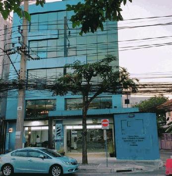 ให้เช่าอาคารพาณิชย์ 6 ชั้นติดถนนใหญ่ เจริญนคร  ตกแต่งสวย พื้นที่ใช้สอย 460 ตารางเมตรมีพื้นที่จอดรถเหมาะทำออฟฟิศ สำนักงาน โชว์รูม