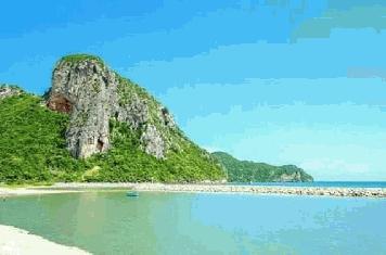 ขายที่ดิน 83 ตร.ว. ย่านคลองวาน ประจวบคีรีขันธ์ พร้อมบ้านริมทะเล เดินลงหาดได้เลย  วิวหันหน้าออกทะเล