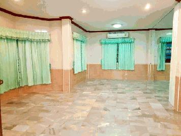 ขาย โรงแรม แปลงมุม บ้านสภาพสวย ตกแต่งบิวส์อินหรู หรา สไตล์ Luxury พร้อม.ด้วยมาสเตอร์คลับเฮ้าส์