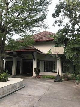WW712A ขาย หมู่บ้านเศรษฐสิริ ศรีนครินทร์ – พระราม 9  , บ้านเดี่ยวหลังมุม ,บ้านเดี่ยวถนนกรุงเทพกรีฑา ซอย7 แยก4 (ขายพร้อมผู้เช่า)