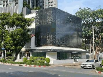 ให้เช่าอาคาร 3.5 ชั้น เนื้อที่ 25 ตารางวา 3 ห้องนอน 3 ห้องน้ำ ติดถนนนราธิวาสราชนครินทร์ เขตสาทร 