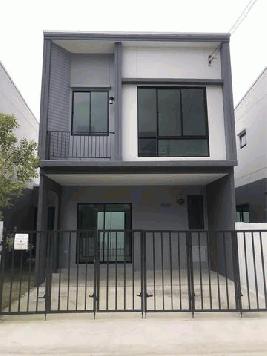บ้านสวย 4 ห้องนอน ใกล้แฟชั่นไอส์แลนด์ เพียง 5 นาที ราคาเช่าเพียง 35,000 บาท/เดือน