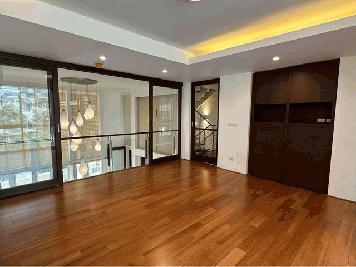 ขายโฮมออฟฟิศ โครงการ เดอะลอฟท์สาทร เป็นทาวน์โฮม 5 ชั้น 39 ตร.ว.   ย่านช่องนนทรี ยานนาวา ซอยเมฆสวัสดิ์ 