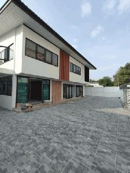 PB3630 ให้เช่าบ้านเดี่ยว 2 ชั้น ย่านโชคชัย4 ลาดพร้าววังหิน บ้านรีโนเวทใหม่ ทำเลใกล้ เลียบด่วน เหมาะทำโฮมออฟฟิศ