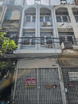 ขายอาคารพาณิชย์ 4 ชั้น 3 ห้องนอน รีโนเวทพร้อมอยู่ ซ.มหาวงศ์เหนือ  ห่าง mrt พระราม9 เพียง 1 ป้ายรถเมล์ 