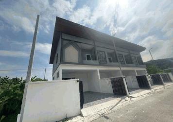 ขายบ้านใหม่ทาวน์โฮม สไตร์โมเดิร์น  2 ชั้น บนที่ดินส่วนตัวไม่มีค่าส่วนกลาง ซอยสนเพชร ตรงข้ามกับปั้มปตท ใกล้ห้างเซ็นทรัลเวสต์เกต 2 กม. เจ้าของขายเองรับผ่อนตรง