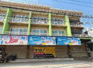 ขายที่ดินติดถนนใหญ่ ทำเลค้าขายริมปิง – เมืองลำพูน ราคา 3,800,000บาท ( ขายแยก )