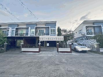 ขายทาวน์โฮม 2 ชั้น แปลงมุม โครงการหมู่บ้านสวนหลวงวิลล์ 6 (Suan Luang Ville 6) ทำเลทอง ใกล้แหล่งอำนวยความสะดวกครบครัน 