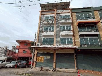 ขายตึกหัวมุม 4ชั้น พร้อมดาดฟ้า ทำเลดี ใกล้ MRT ไทรม้า ซอย 9 บางรักน้อย – รัตนาธิเบศร์