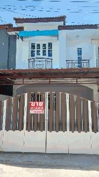 ขายทาวน์เฮาส์ 2 ชั้น ทำเลดี หมู่บ้านสิรารมย์ บ้านกล้วย–ไทรน้อย ใกล้เซ็นทรัลเวสต์เกต จังหวัดนนทบุรี