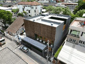 ขาย​บ้านหรูซอย​ รามคำแหงซอย4​ ขายพร้อมผู้เช่า ราคาดีทำเลดีติด ต่อผึ้งรติ 0619419639