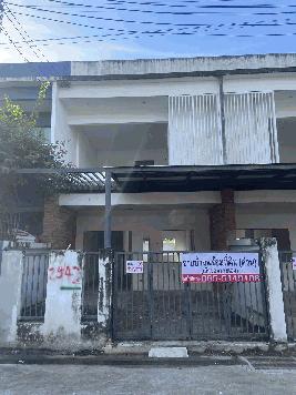 ขายทาวน์เฮ้าส์ 2 ชั้น (ขายตามสภาพ) หมู่บ้านนคราศิริ ซอยทุ่งกลม-ตาลหมัน19 จังหวัดชลบุรี