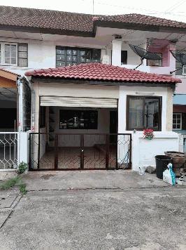 ขายทาวน์เฮ้าส์ 2 ชั้น รีโนเวทใหม่ โครงการหมู่บ้านณัฐวรรณ เขตหนองจอก กรุงเทพฯ