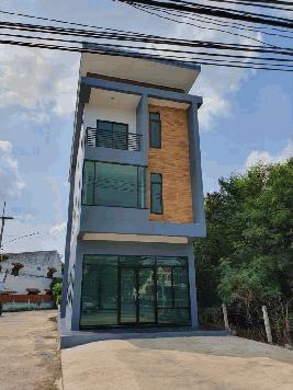 ขายอาคารพาณิชย์ 3 ชั้น ทำเลทอง ติดถนนพหลโยธิน ใจกลางลพบุรี