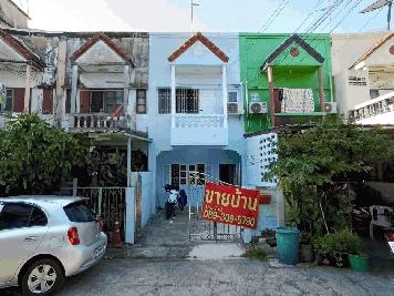 ขายทาวน์เฮ้าส์  2 ชั้น สุขสันต์ 5 ถนนกาญจนา ใกล้เดอะมอลล์บางแค